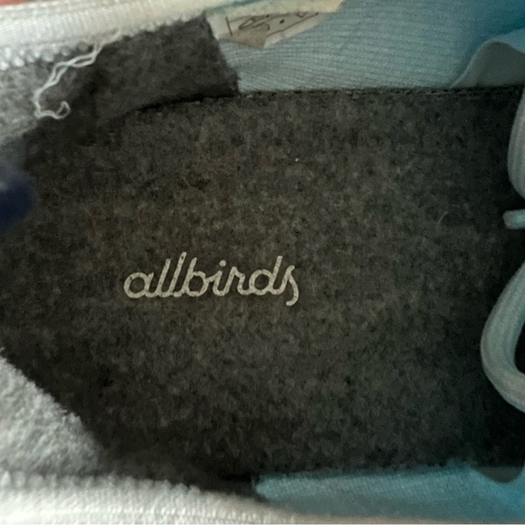 Allbirds Dreamy Green (Cream Hush Sole) Tree Runners. Size 10 - Picture 8 of 10
